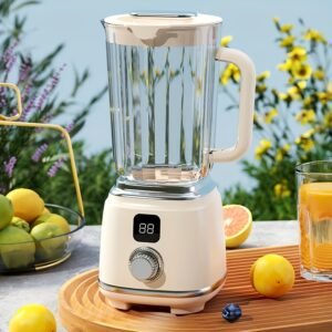 Portable USB-powered juicer with a large-capacity juice cup